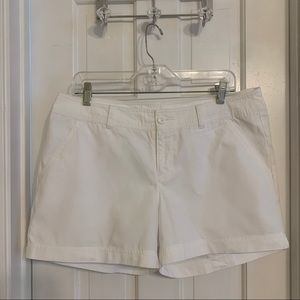 Columbia Shorts White 4” Women’s Size 12